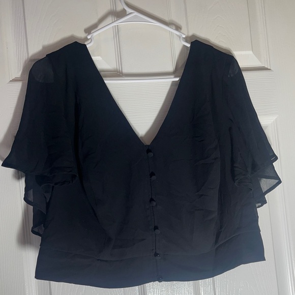 Torrid plus size size 1 1X TRENDY BLACK FLUTTER SLEEVE FANCY DRESSY CROP TOP - Picture 4 of 5